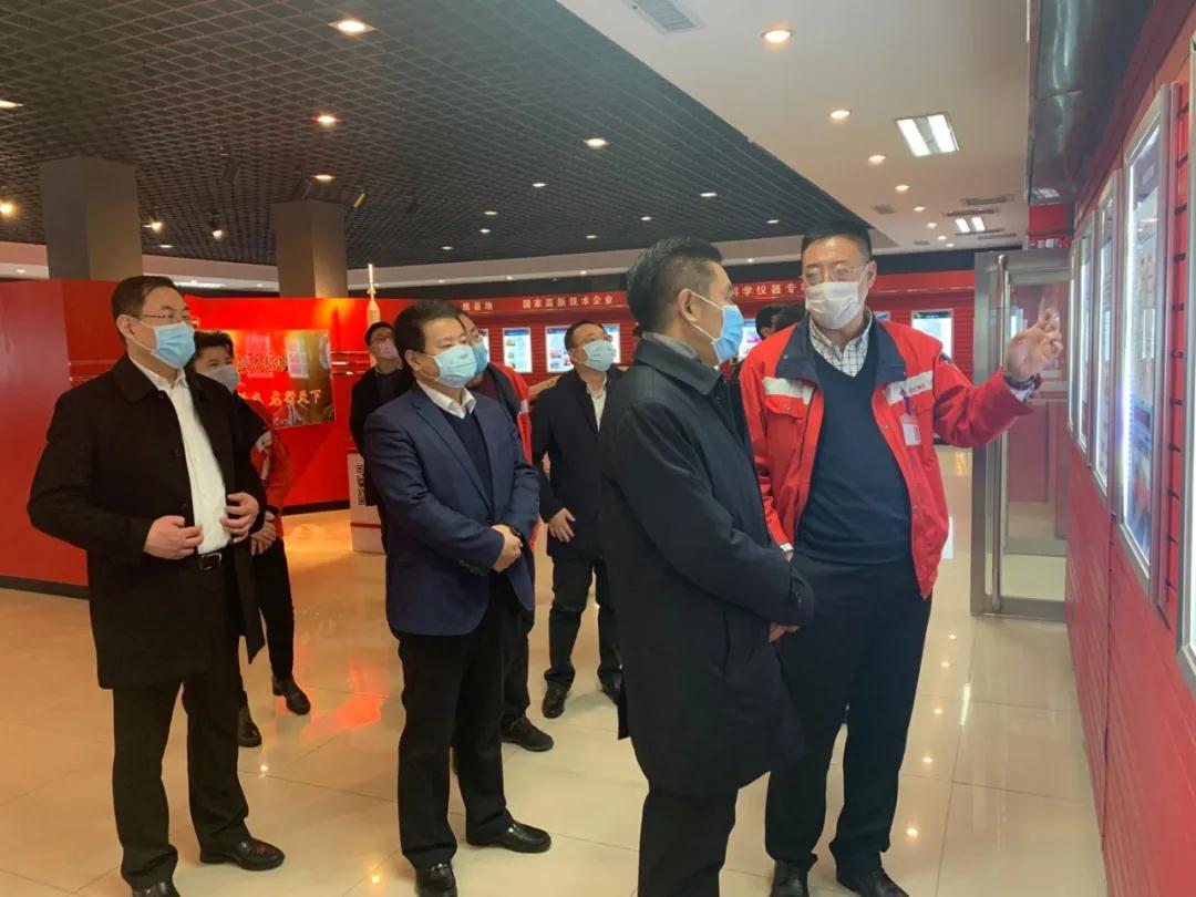 丹东市委书记莅临奥龙集团